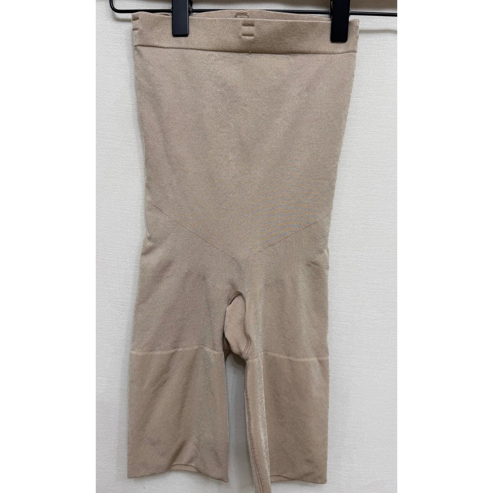 Spanx High Waisted Mid-Thigh Shapewear Shorts Nude Small